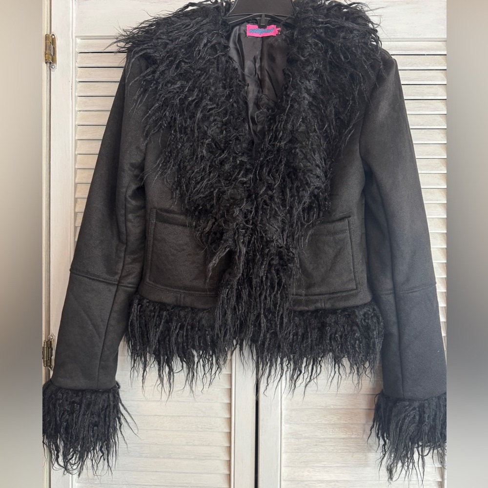 Faux suede fitted jacket with faux lamb collar